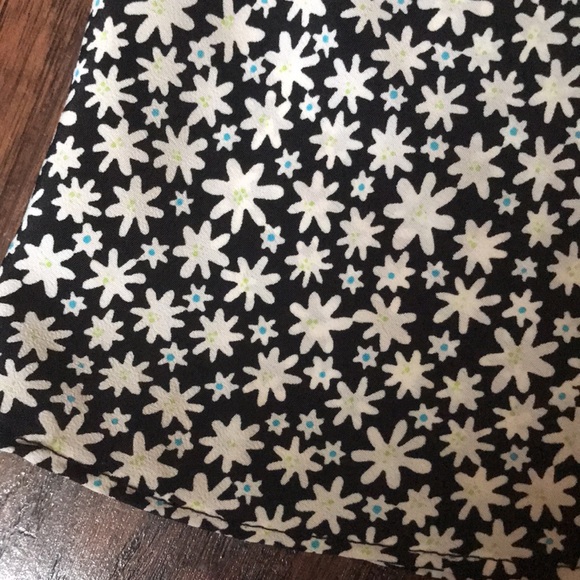 Vintage Dresses & Skirts - SOLD LOCALLY Vintage 90s y2k daisy floral skirt